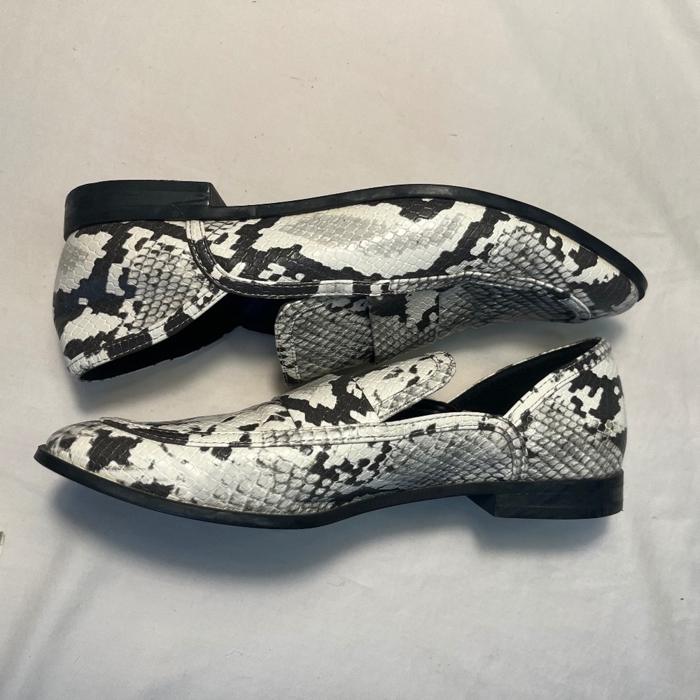 Zara Trafaluc Snakeskin Loafers